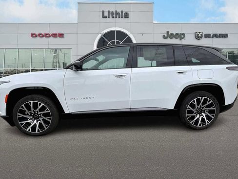 New 2025 Jeep Wagoneer S Limited w/ Comfort Package image 4