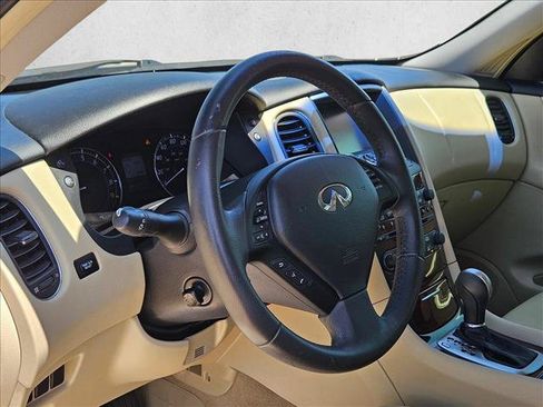 Used 2016 INFINITI QX50 2WD w/ Premium Plus Package image 10