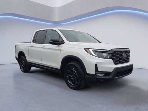 New 2025 Honda Ridgeline TrailSport+ image 9