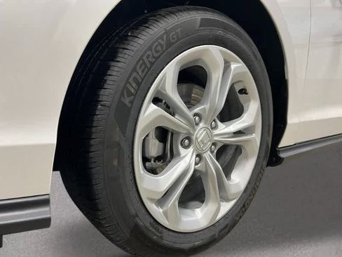 New 2025 Honda Accord LX image 10