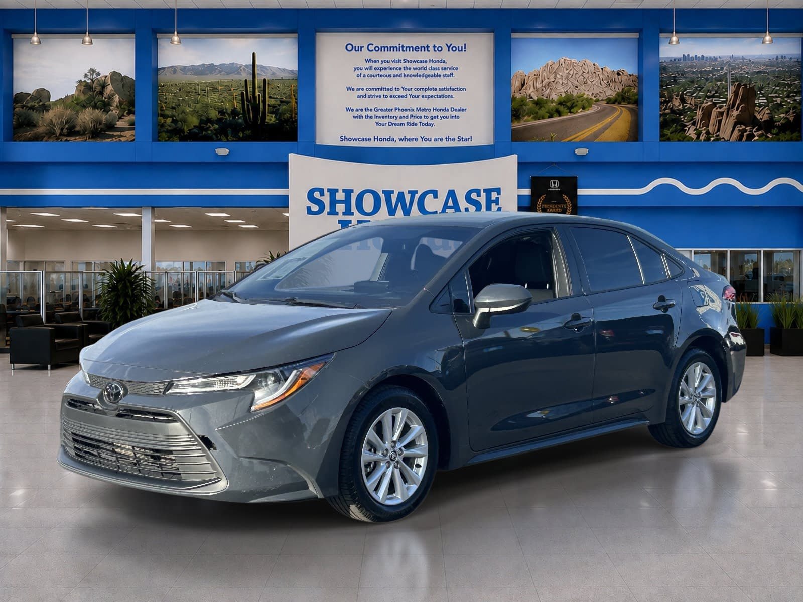 Used 2024 Toyota Corolla LE w/ LE Convenience Package FWD image 2