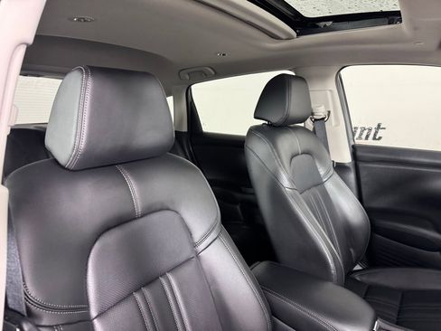 Used 2026 Honda HR-V EX-L image 33