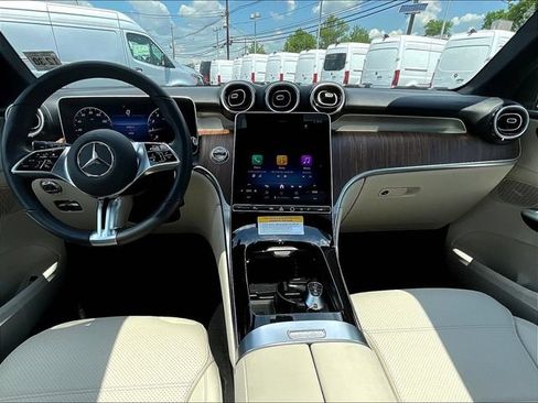 Used 2026 Mercedes-Benz GLC 300 4MATIC image 9