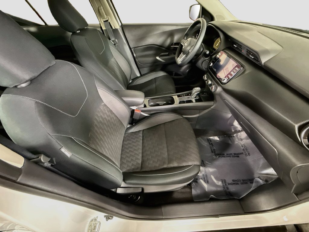 Used 2024 Nissan Kicks SV FWD image 28