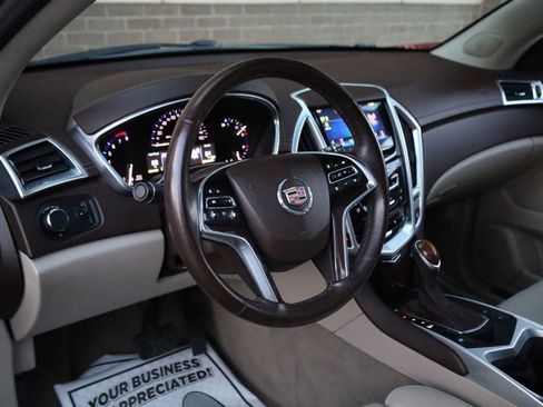 Used 2015 Cadillac SRX Luxury image 13