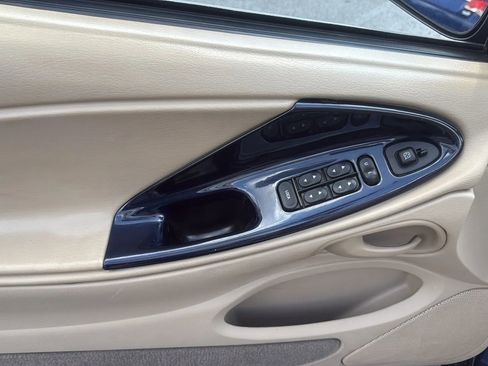 Used 2002 Ford Mustang GT Premium image 10