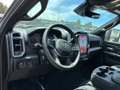 New 2026 RAM 3500 Big Horn AWD/4WD image 17