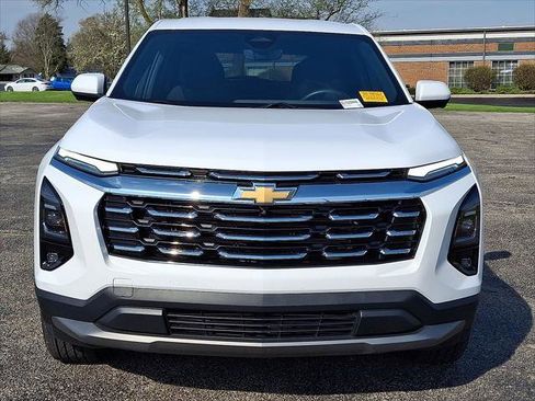Used 2025 Chevrolet Equinox LT w/ Safety and Technology Package image 29