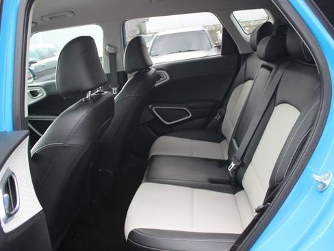 Used 2023 Kia Soul GT-Line FWD image 24