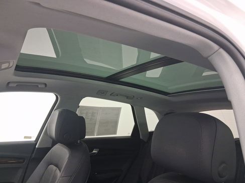 Used 2018 Audi Q5 2.0T Premium Plus w/ Premium Plus Package image 13