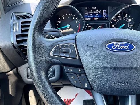 Used 2019 Ford Escape Titanium AWD/4WD image 11