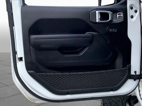 Used 2024 Jeep Wrangler Unlimited Sport AWD/4WD image 38