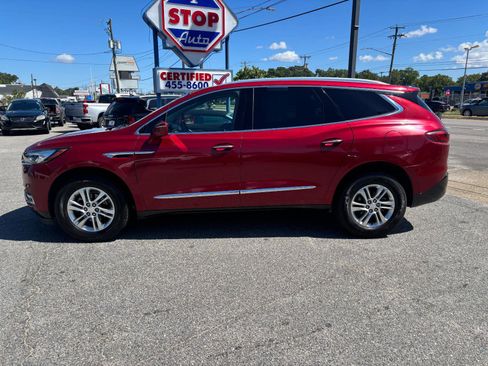 Used 2020 Buick Enclave Essence image 4
