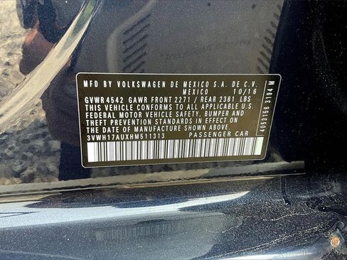 Used 2017 Volkswagen Golf Alltrack S image 28