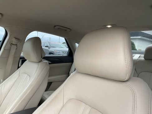 Used 2019 Lincoln MKZ Reserve image 22