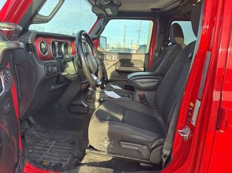 Used 2020 Jeep Gladiator Rubicon video 2