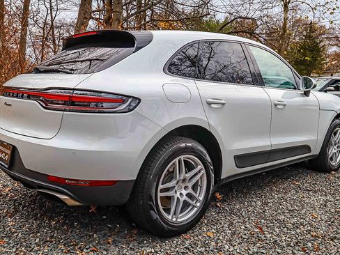 Used 2021 Porsche Macan image 6