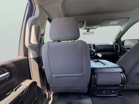 Used 2021 Chevrolet Silverado 1500 LT RWD image 46