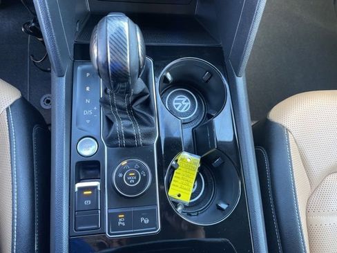 Used 2021 Volkswagen Atlas Cross Sport SEL Premium image 24
