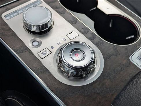 Used 2025 Genesis GV80 3.5T Advanced image 12