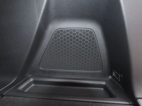 New 2026 Honda Pilot Touring image 13