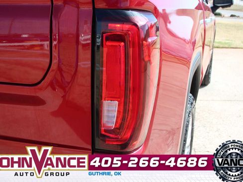 Used 2022 GMC Sierra 1500 Denali w/ Denali Reserve Package image 11