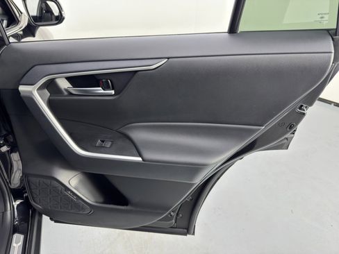 Used 2024 Toyota RAV4 XLE Premium image 44