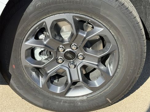 New 2026 Ford Maverick XLT image 32