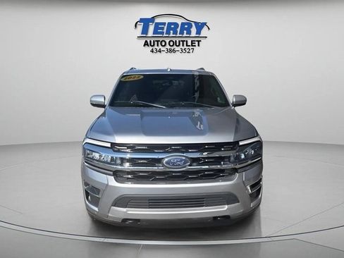 Used 2022 Ford Expedition Max Limited image 4