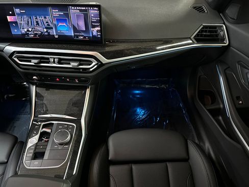 Certified 2023 BMW 330e w/ Premium Package image 30