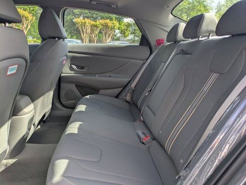 New 2026 Hyundai Elantra SEL Sport FWD image 13