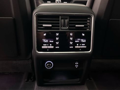 Used 2023 Porsche Cayenne GTS image 42