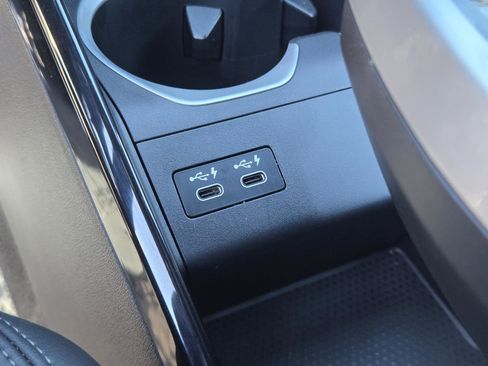 Used 2024 BMW X1 xDrive28i w/ Convenience Package image 12