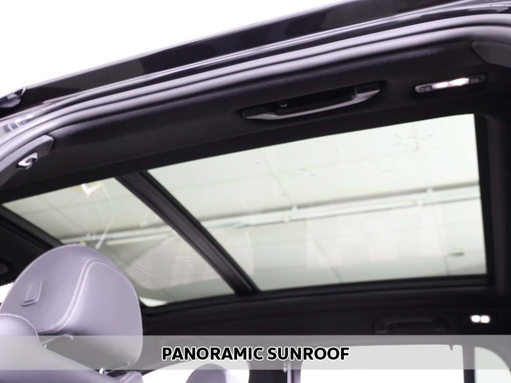 Used 2023 BMW X5 xDrive40i w/ Premium Essential Package AWD/4WD image 4