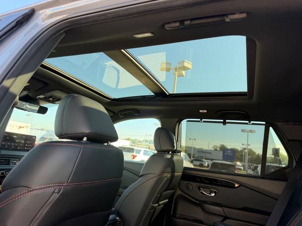 New 2026 Honda Pilot TrailSport image 11