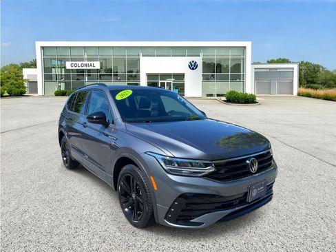 Certified 2023 Volkswagen Tiguan SE R-Line AWD/4WD image 7