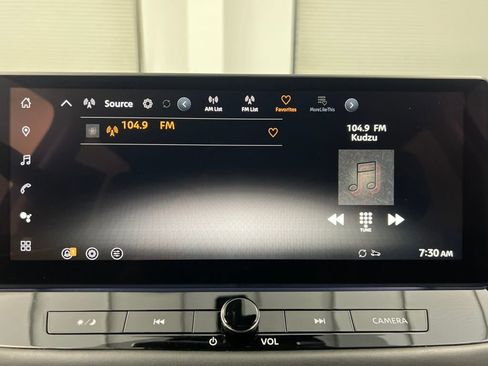 Used 2025 Nissan Rogue SL FWD image 53