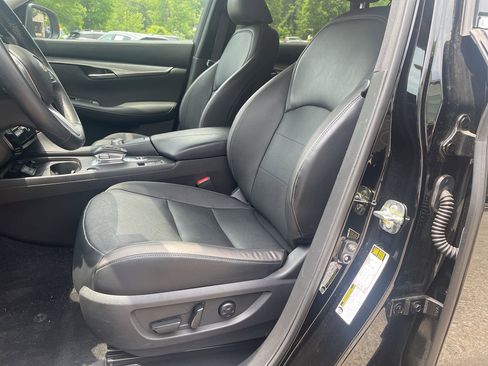 Used 2023 INFINITI QX50 Luxe AWD/4WD image 9