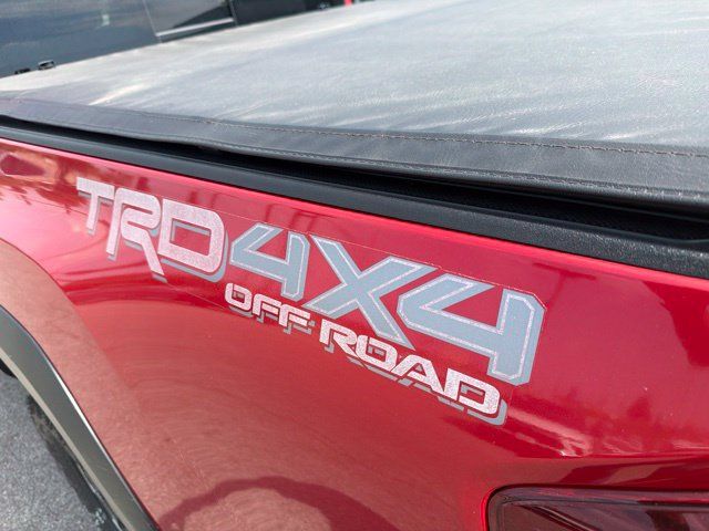 Used 2018 Toyota Tacoma TRD Off-Road AWD/4WD image 30