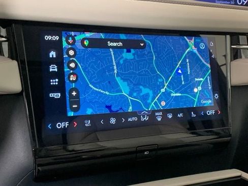 New 2025 Lincoln Navigator Reserve image 15