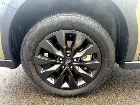 Used 2024 Subaru Outback Onyx Edition image 10