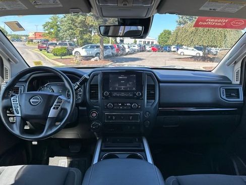 Certified 2024 Nissan Titan SV w/ SV Convenience Package AWD/4WD image 19