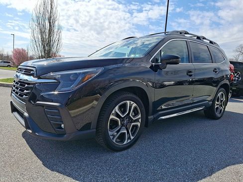 Used 2023 Subaru Ascent Limited AWD/4WD image 4