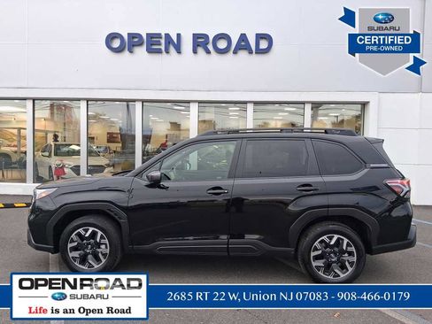 Certified 2025 Subaru Forester Premium image 5