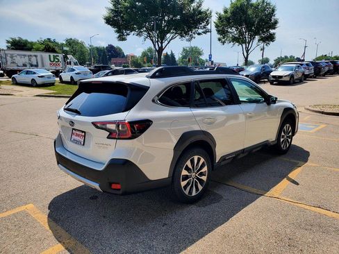 Used 2023 Subaru Outback Limited AWD/4WD image 5