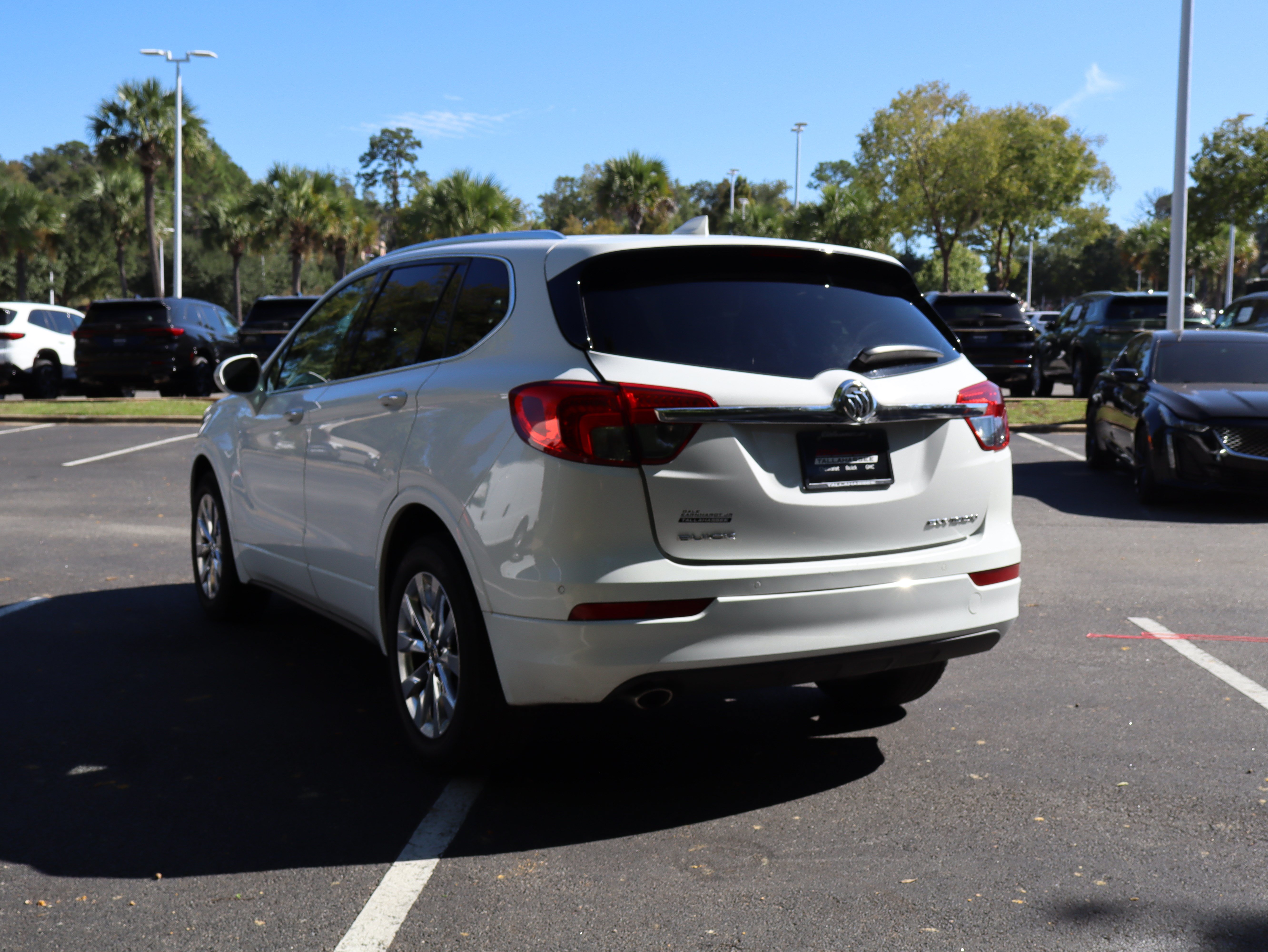 Used 2018 Buick Envision Essence FWD image 7