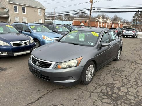 Used 2010 Honda Accord LX image 2