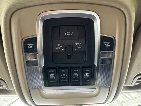 Used 2019 RAM 1500 Laramie AWD/4WD image 53
