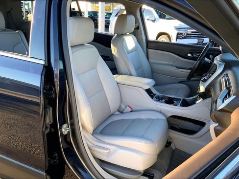 Certified 2021 GMC Acadia SLT image 8