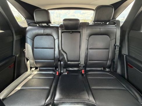 Used 2023 Ford Escape Platinum AWD/4WD image 34